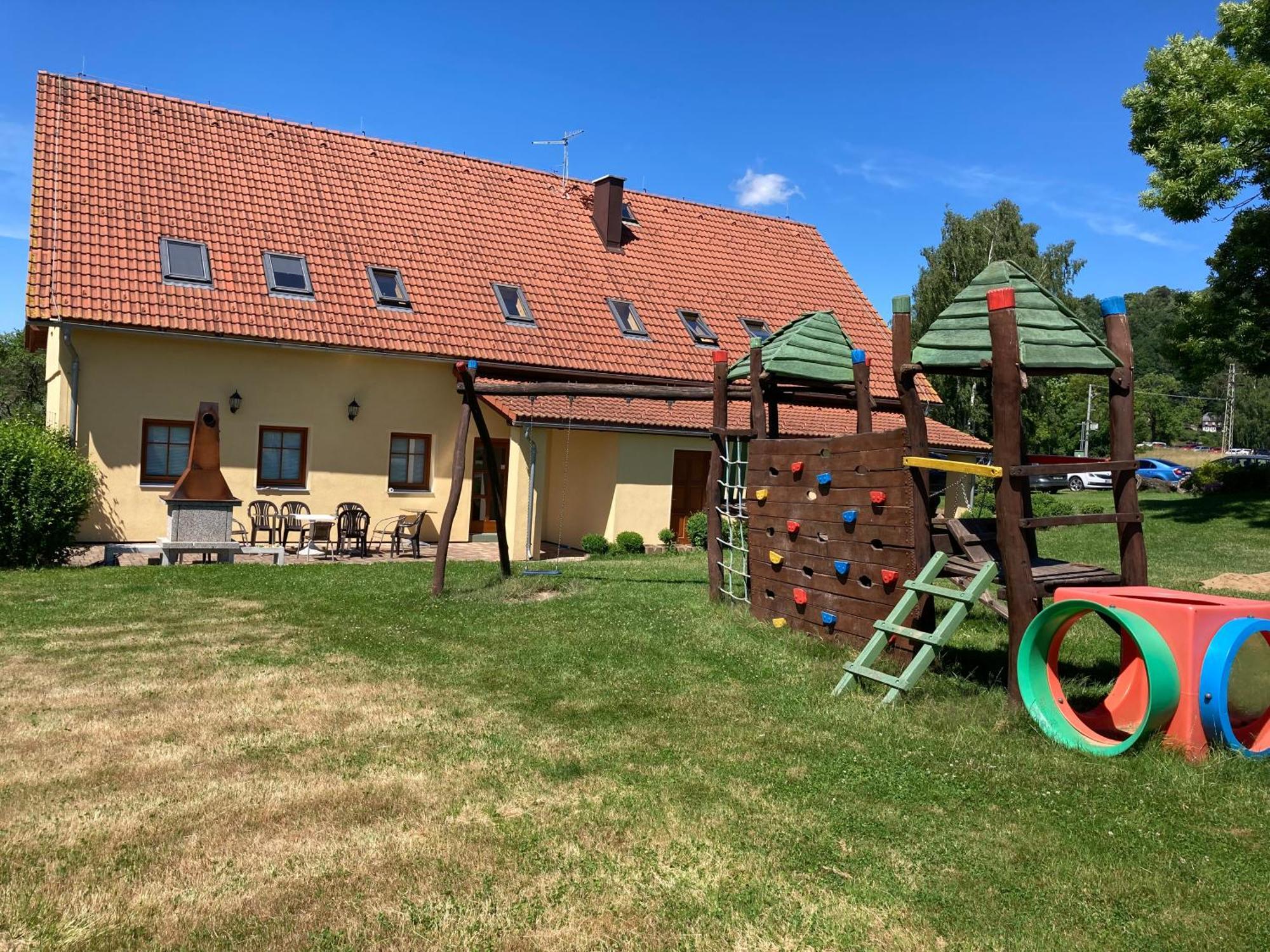 Pension Hofberg Jetrichovice  Luaran gambar